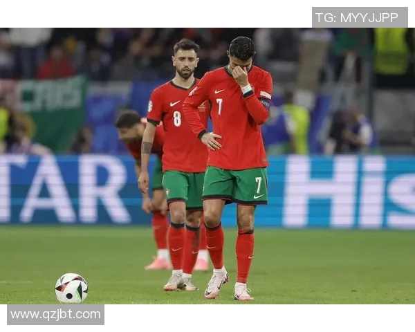 足球场上的超级巨星那些特别猛的名字你知道多少